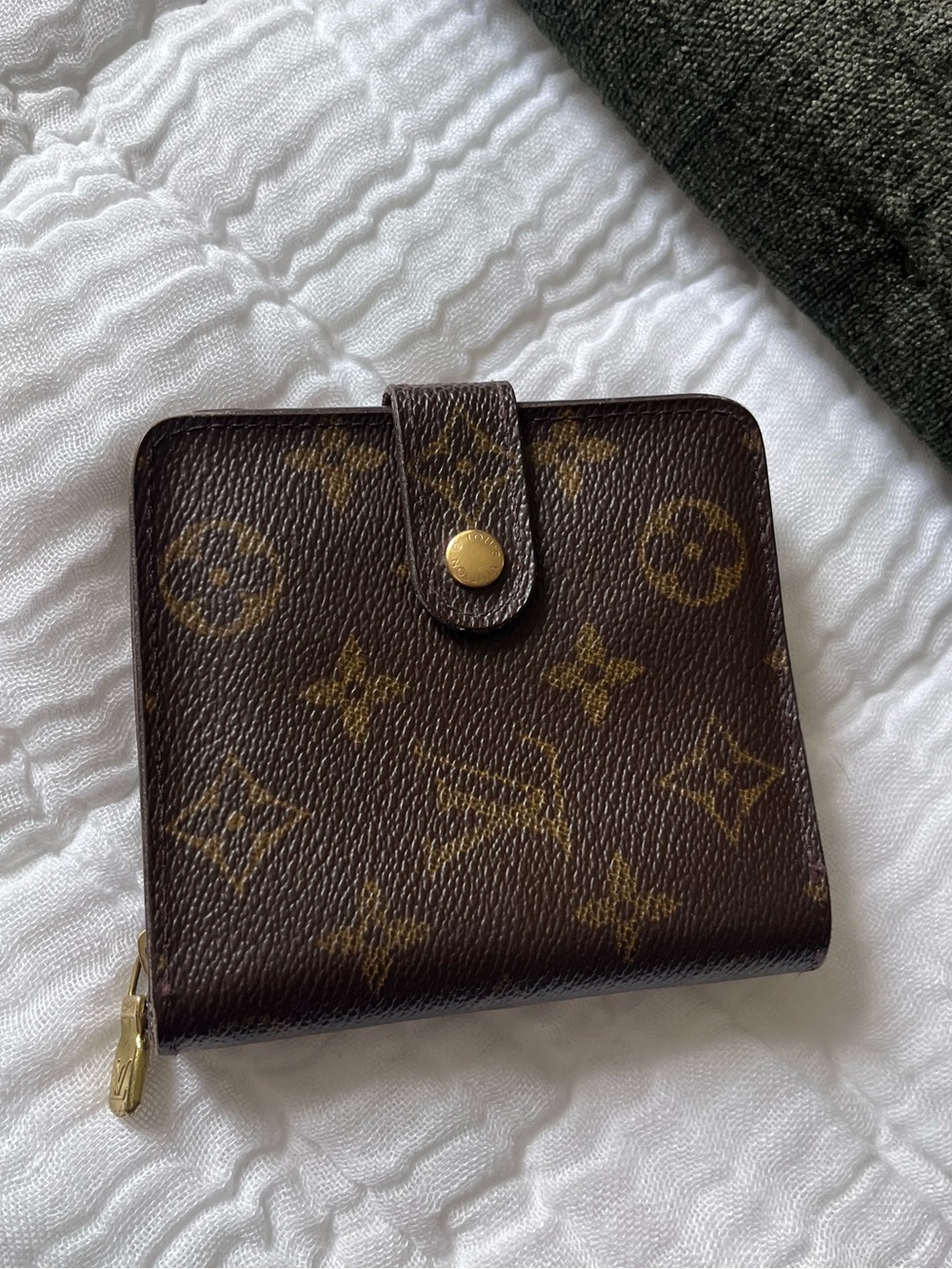 Louis Vuitton Monogram Compact Zip Bifold Wallet
